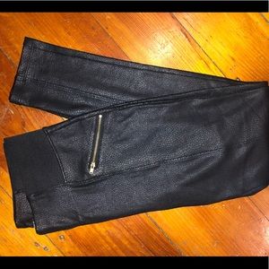 Leather printed jeggings